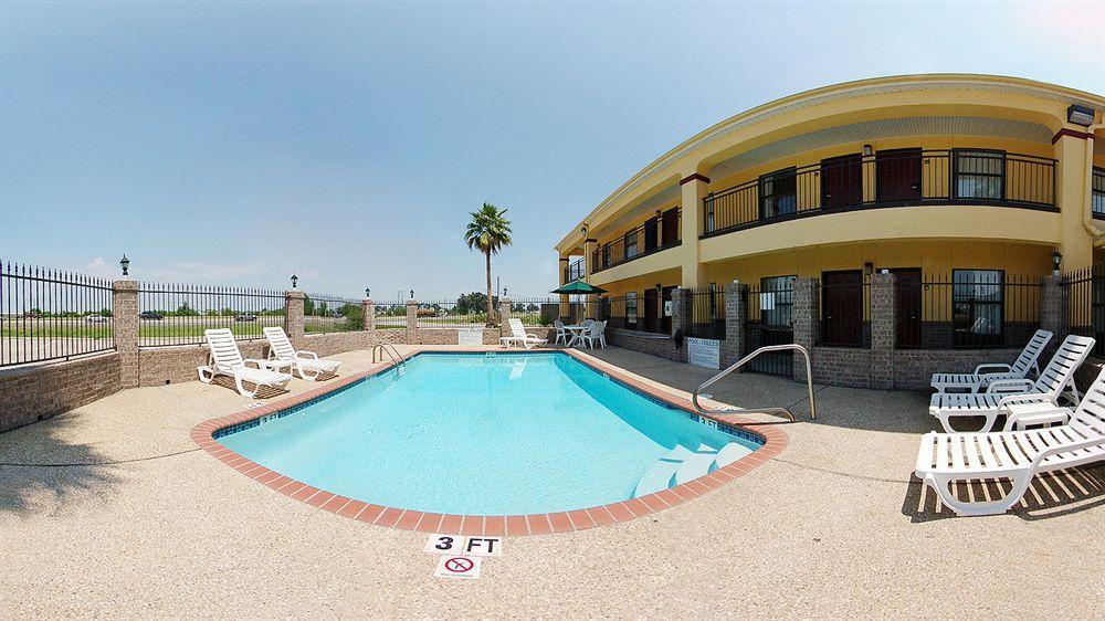 OYO Hotel Port Allen LA Buitenkant foto